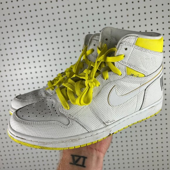 Size 10 - Air Jordan 1 Retro OG High First Class Flight White Barcode 555088-170 - Picture 3 of 7